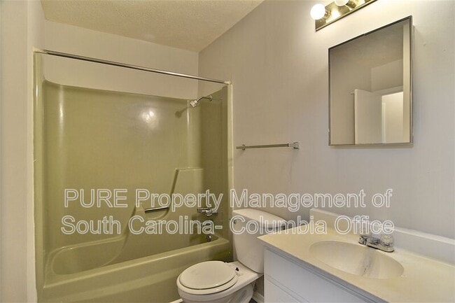 Building Photo - 1222 Old Manor Rd