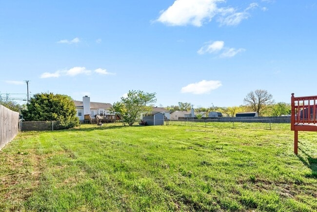 Building Photo - 521 Gainey Dr