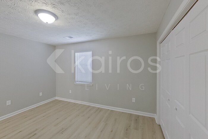 Building Photo - 341 Canada Ct