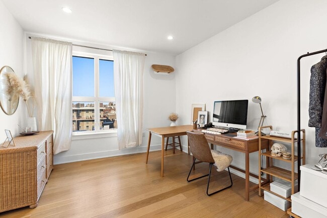 Building Photo - 6025 JFK Blvd E