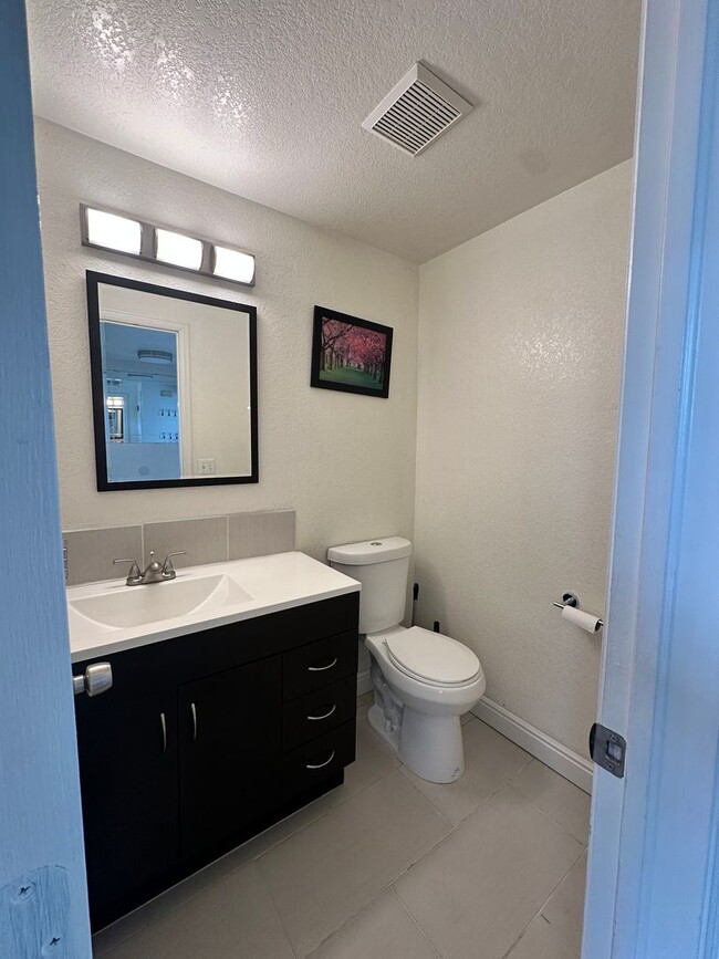 Building Photo - Single Family in Westminster for Rent