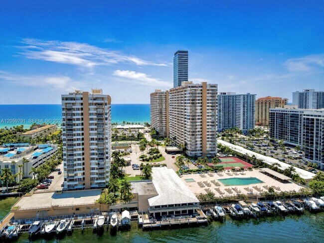 Building Photo - 1985 S Ocean Dr