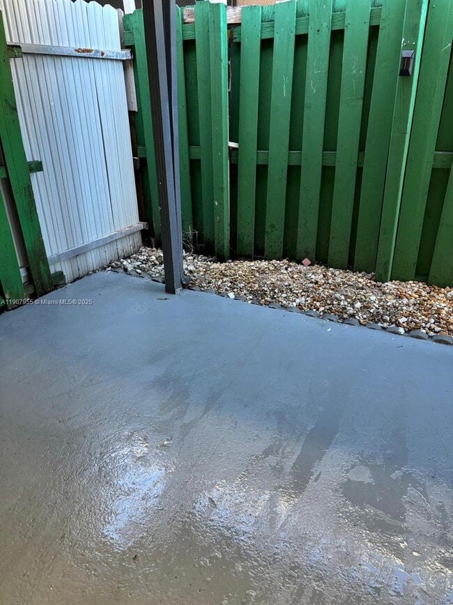 Building Photo - 2860 W 80th St