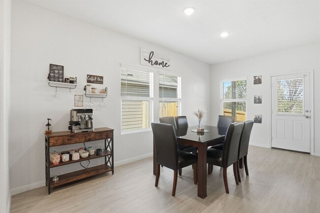 Building Photo - New Construction 3 bed 2 bath home available near Lackland AFB! Move in January!