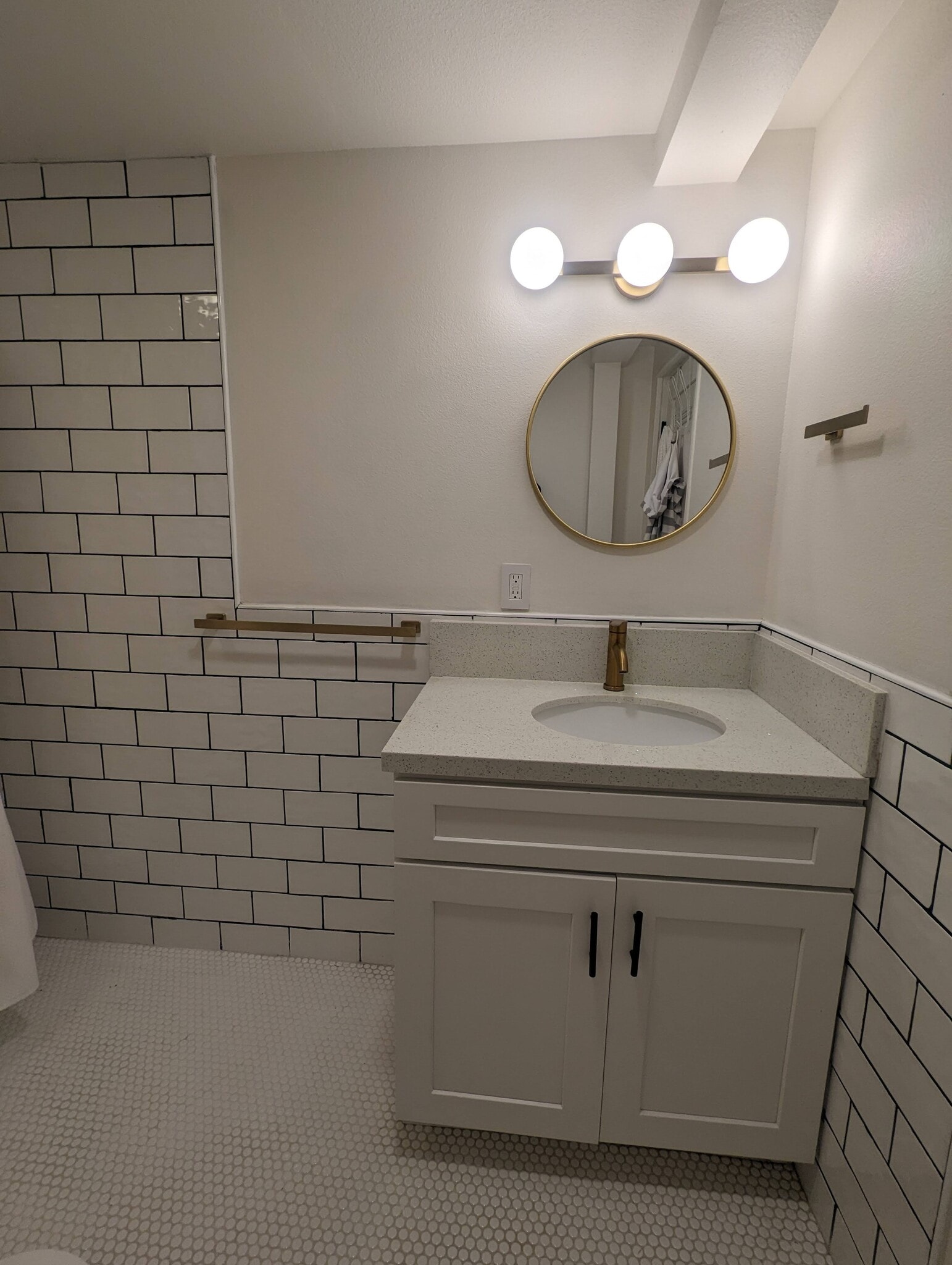 Downstairs unit - 732 Cedar Ave