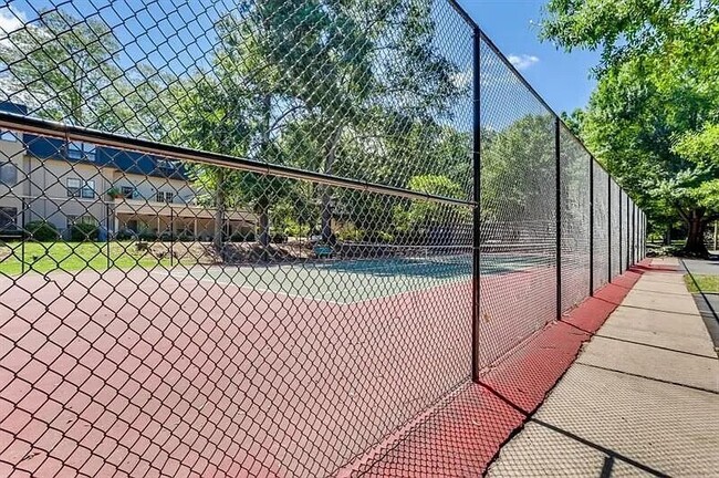 Building Photo - 140 Lablanc Way NW