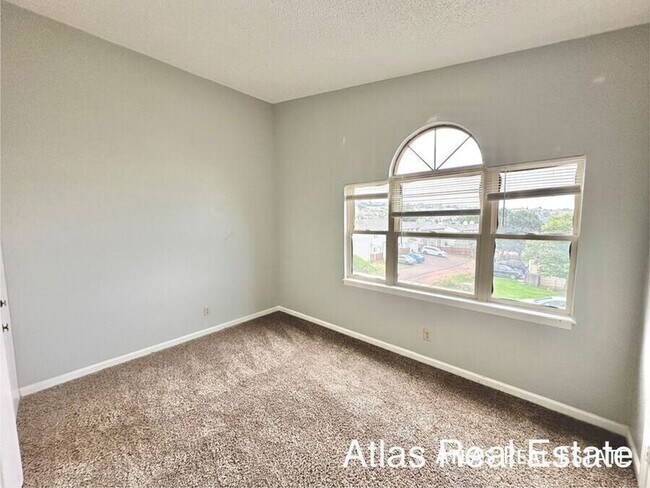 Building Photo - 6970 Peyote Way