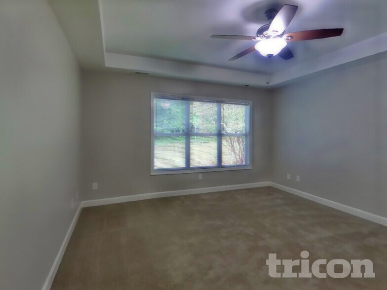 Building Photo - 4407 Gladwood Ln