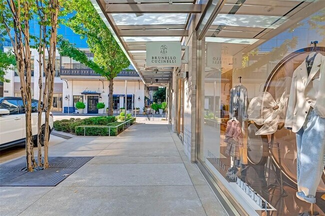 Building Photo - 2047 Westcreek Ln Ln