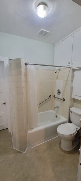 Building Photo - 1115 13th St