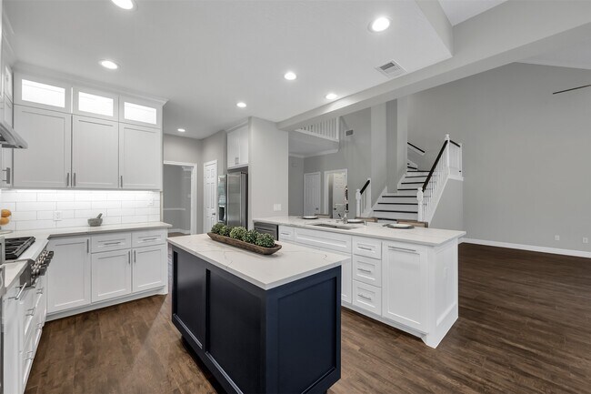 Building Photo - 55 E Amberglow Cir