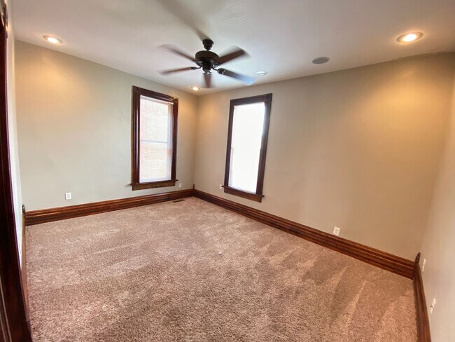 Building Photo - Renovated House, South Campus OSU, Near Medical Center and Law School