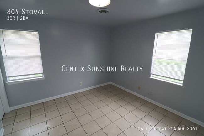 Building Photo - 804 Stovall-