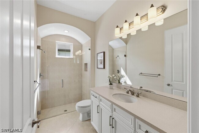 Building Photo - 8950 Shenendoah Cir