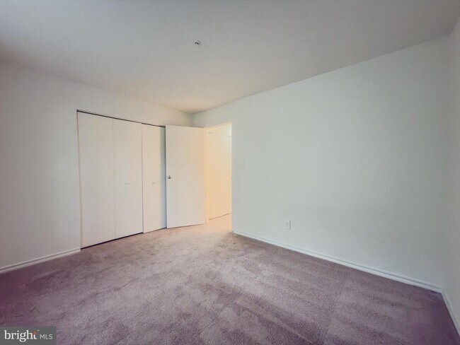 Building Photo - 18520 Boysenberry Dr