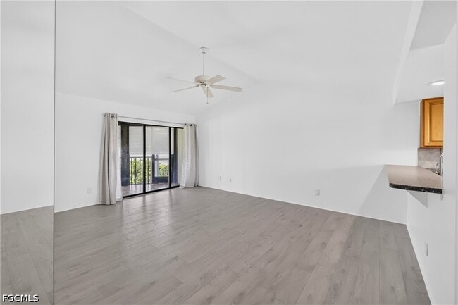 Building Photo - 4708 SW 8th Pl