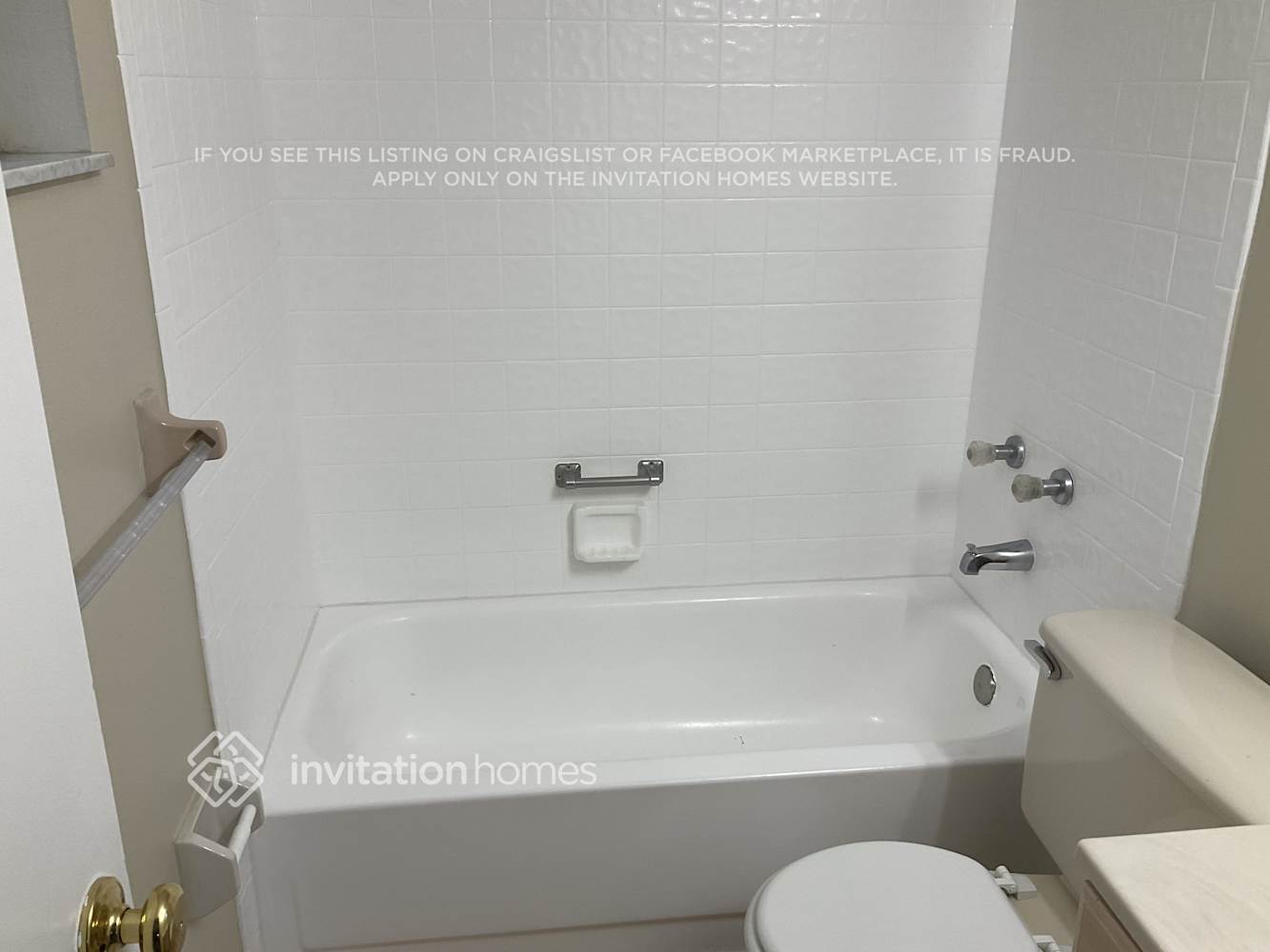 Building Photo - 11447 Walsingham Rd