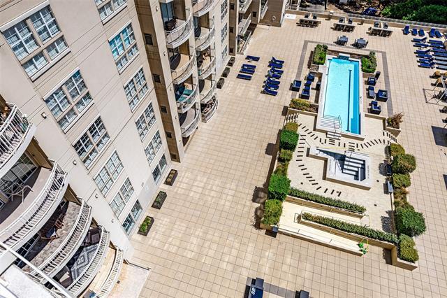 Building Photo - 3225 Turtle Creek Blvd