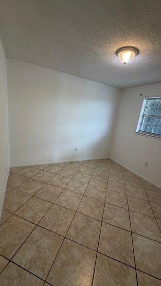 Building Photo - 3181 SW 13th St