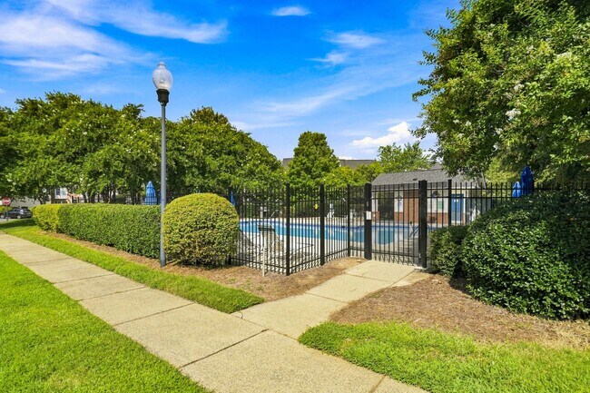 Building Photo - 11520 Destin Ln