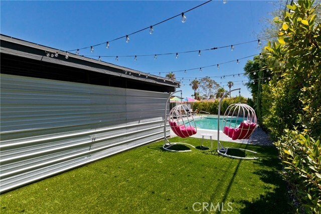 Building Photo - 2775 N Junipero Ave