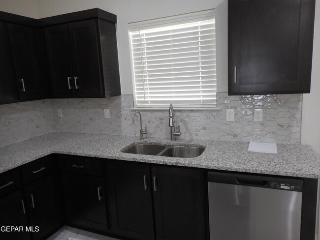 Building Photo - 12800 Giovanni Grajeda Ave
