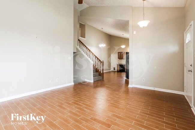 Building Photo - 1056 Oak Leaf Rd