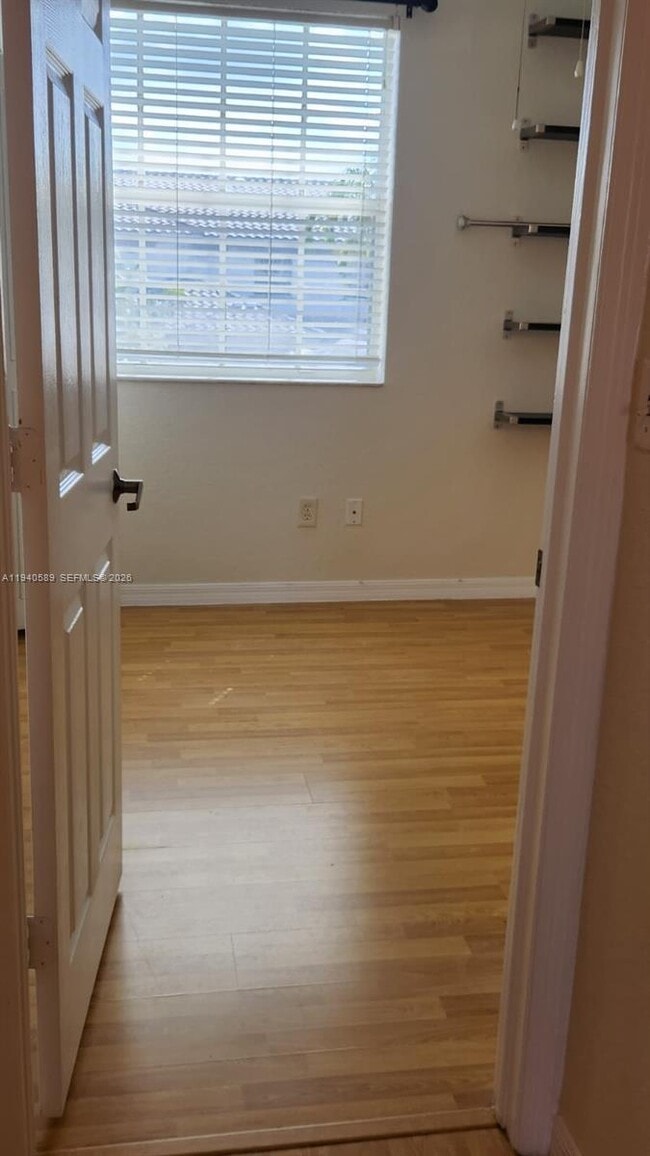 Building Photo - 785 SW 148th Ave