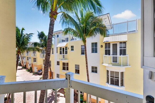 Building Photo - 4332 Sea Grape Dr