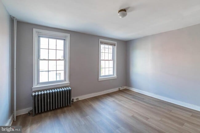 Building Photo - 1508 S 4th St