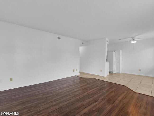 Building Photo - 4617 Bayshore Dr