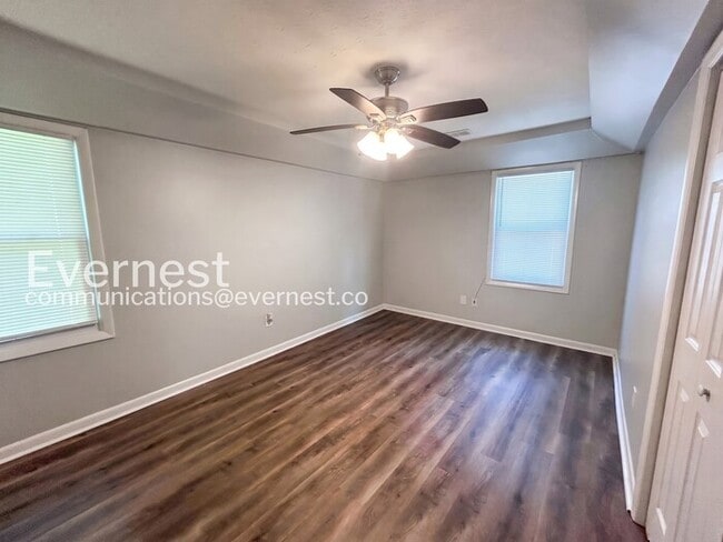 Building Photo - 5 Bed & 4 Bath House in Lithonia / Pet-Friendly /