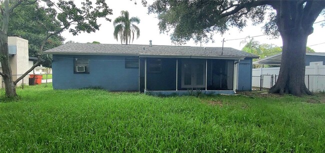 Building Photo - 9098 Southern Comfort Dr