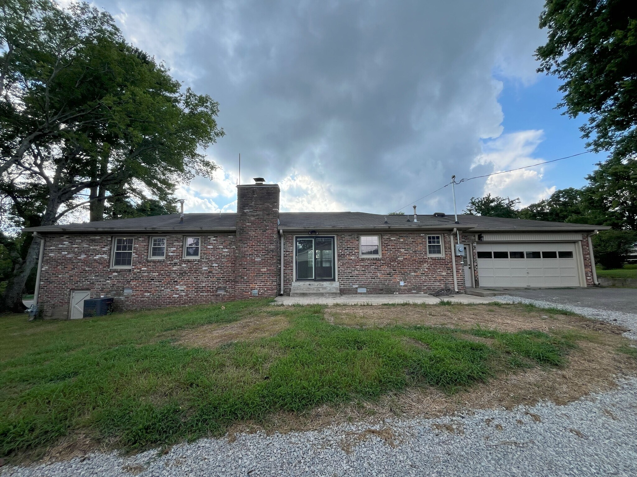 Building Photo - 200 Sewanee Cir