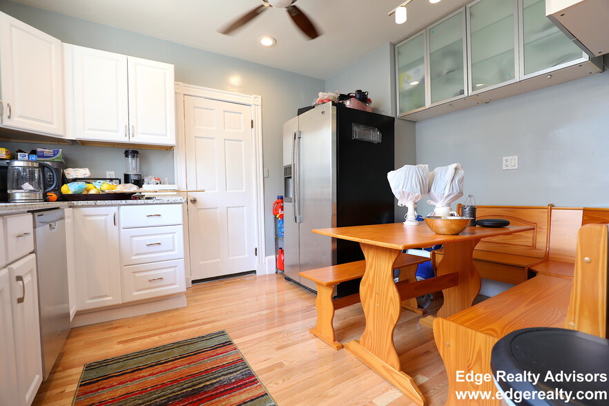 Building Photo - 57 South St