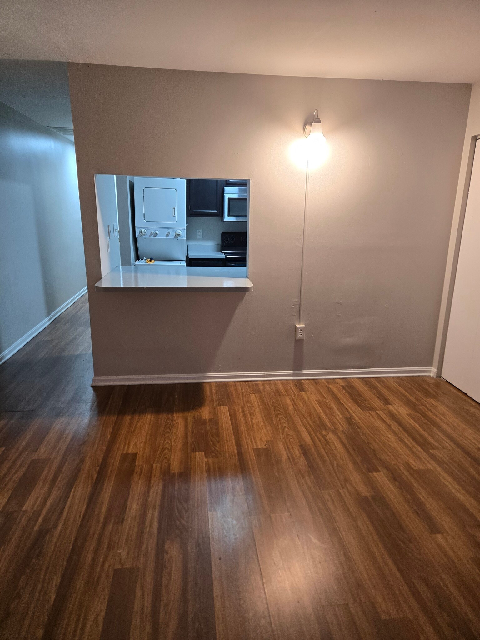 Building Photo - 2645 N Charles St