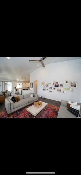 Building Photo - 2108 Kimber Ln