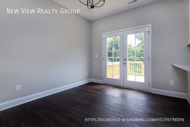 Building Photo - 2915 Ross Ave