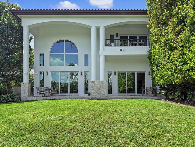 Building Photo - 13689 Deering Bay Dr