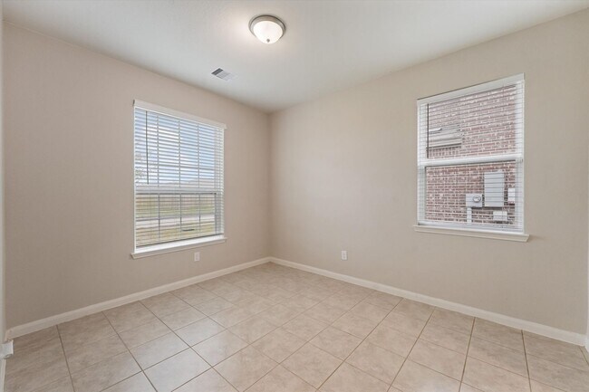 Building Photo - Beautiful Texas City Home in Seacrest Subdivsion