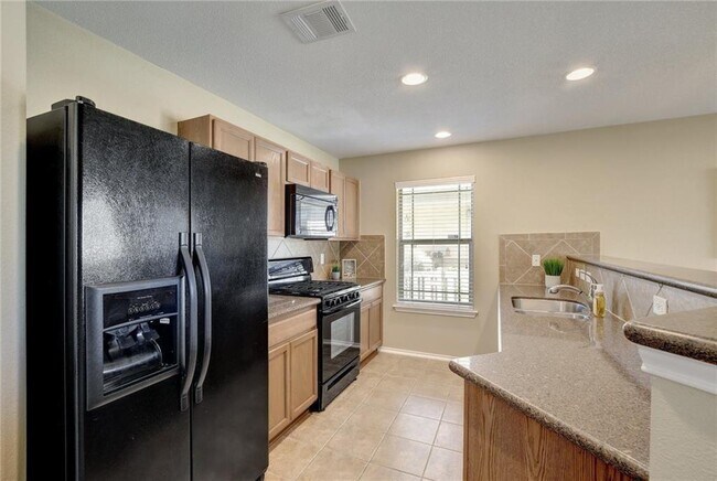 Building Photo - 201 Edwin