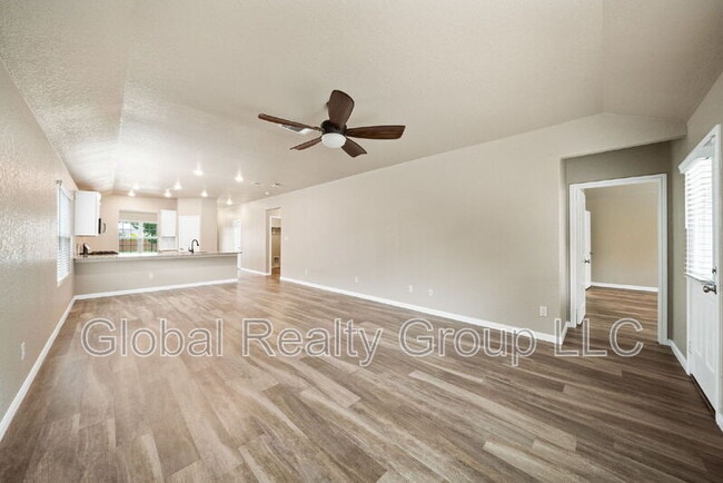 Building Photo - 14947 Cheshire Way