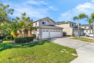 Building Photo - 1067 Princess Kyra Pl