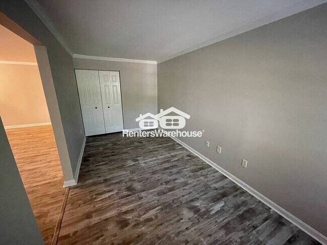 Building Photo - 201 Star Pointe Ct