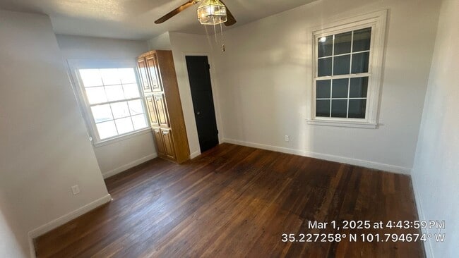 Building Photo - 3606 NE 14th Ave