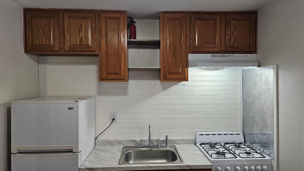 Building Photo - 415 Lincoln Ave