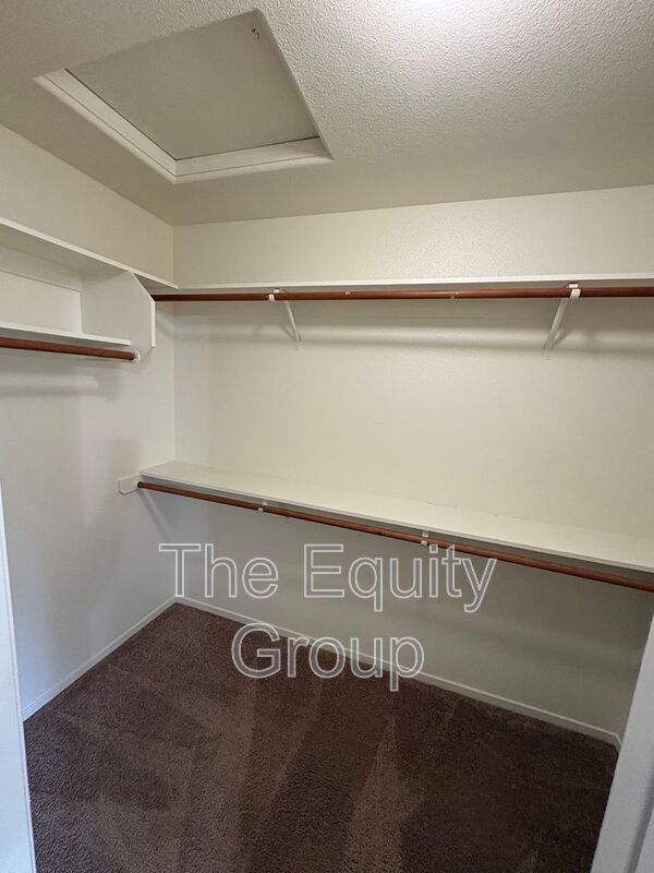 Building Photo - 3432 S Martin Ct