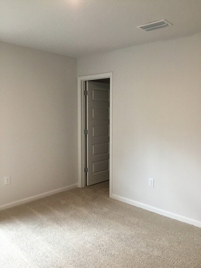 Building Photo - Beautiful 3/2 Family home in Beulah- Close to Navy Federal Credit Union Main Campus!