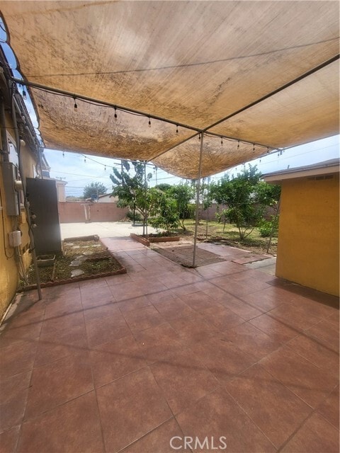 Building Photo - 6000 Southside Dr
