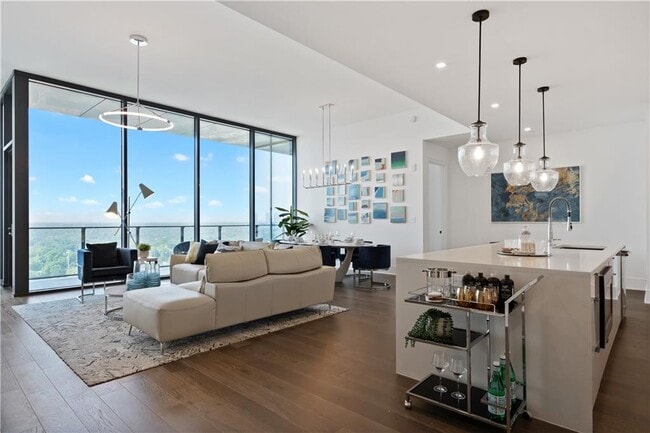 Building Photo - 788 West Marietta St NW